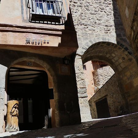 Hotel Posada Del Adarve Albarracín Exterior foto